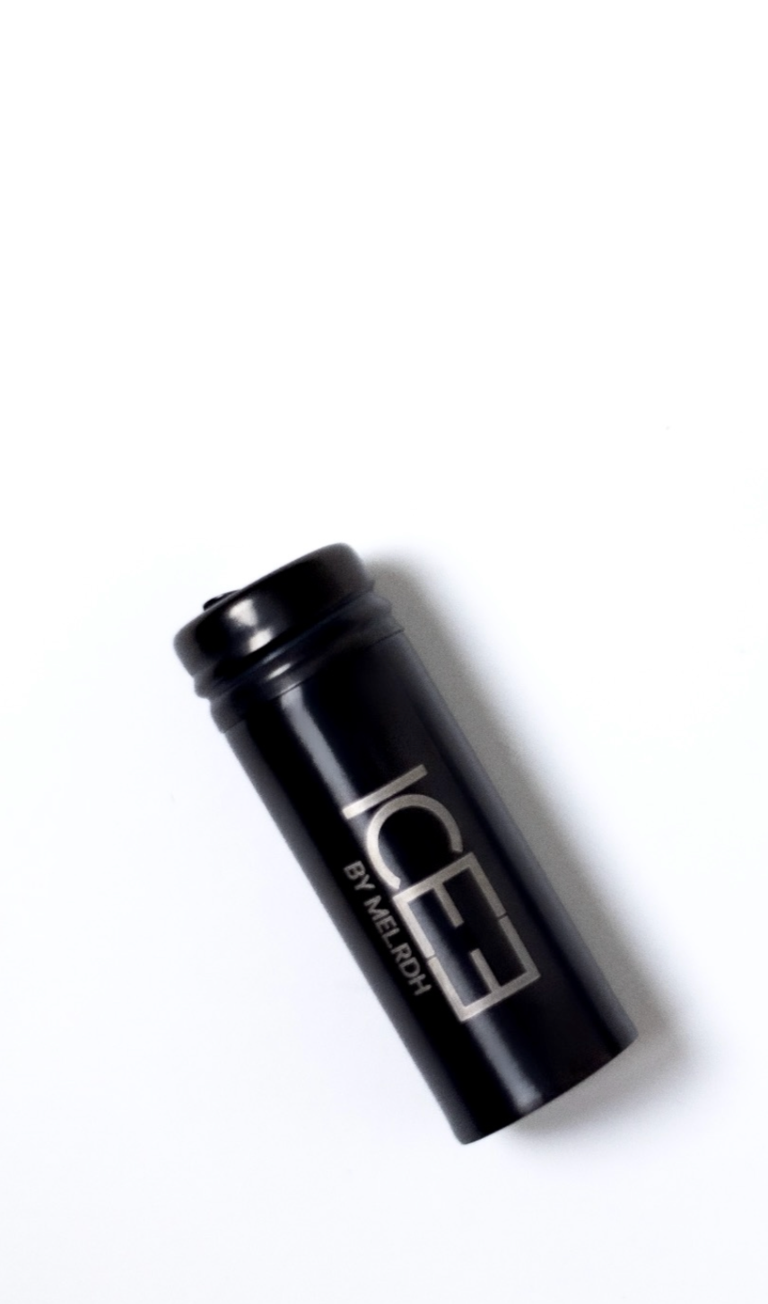 ICEE Stainless Steel Natural Wax Floss • Flossy Collection