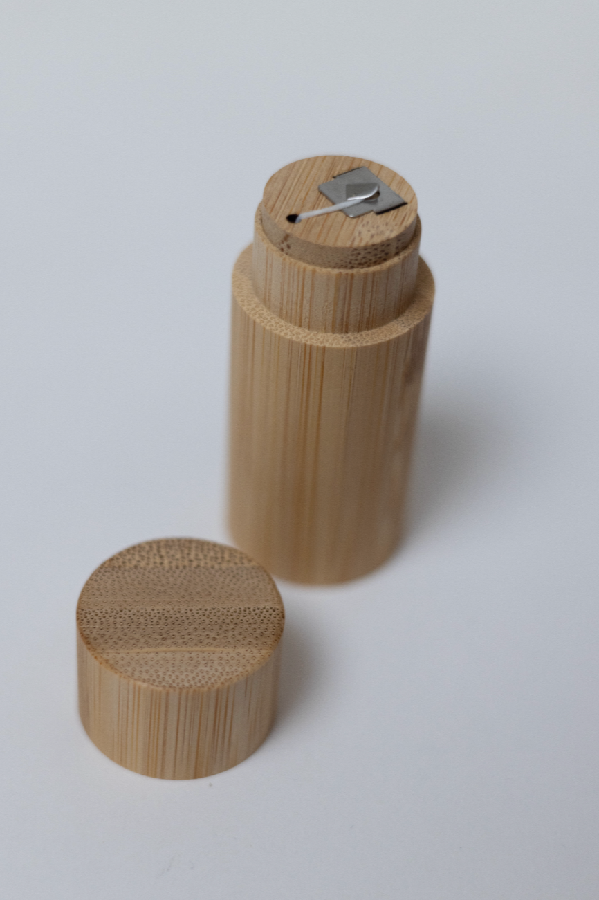 ICEE Wooden Natural Wax Floss • Flossy Collection